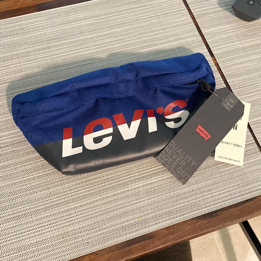 Levis Fanny pack